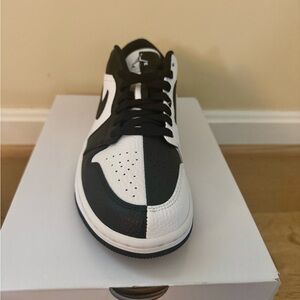 Women’s Air Jordan 1 Low SE